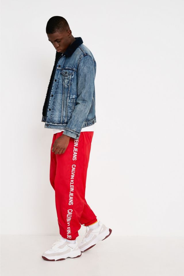 Red sales jean joggers