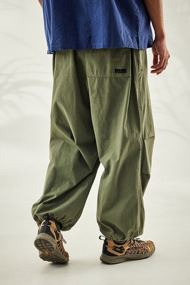 BDG Khaki Baggy Tech Pantalones #3