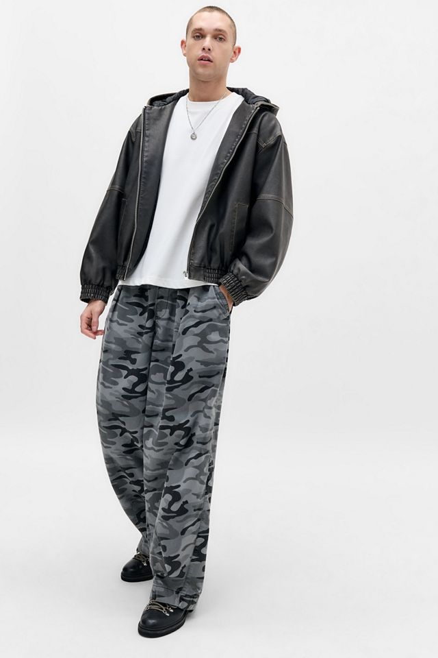 BDG Bobbi Camo Cocoon Trousers #1