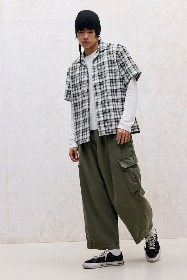 BDG Bobbi Cropped Cargo-Hose #1
