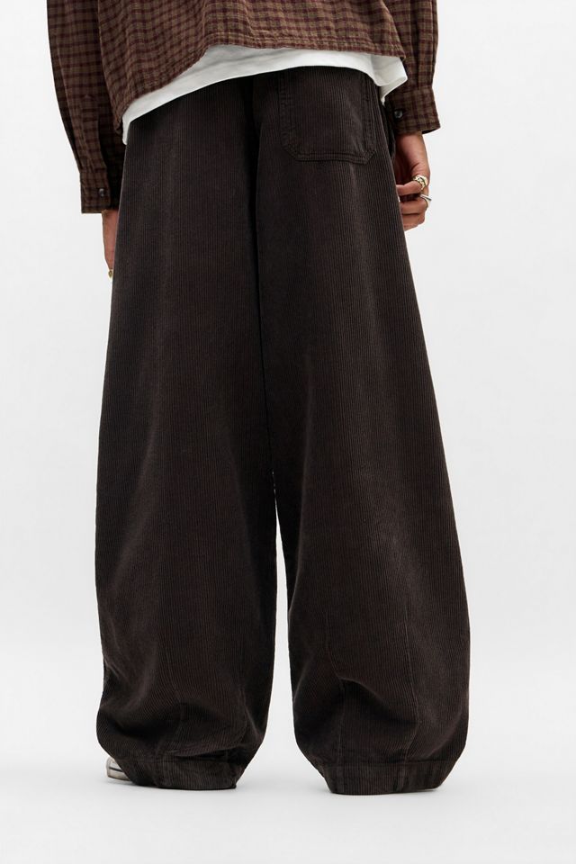 BDG Bobbi Cordhose #3