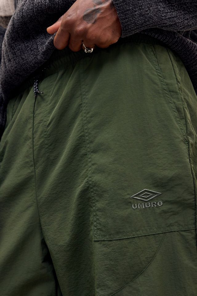 Umbro Green Zip-Off Loose Trousers #4