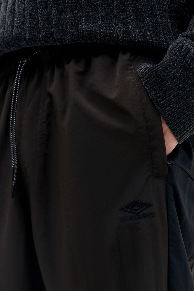 Umbro Pantaloni da Tuta a Gamba Larga Marroni Esclusivi UO #1