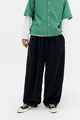 Pantaloni in velluto a coste Bobbi lavati neri BDG