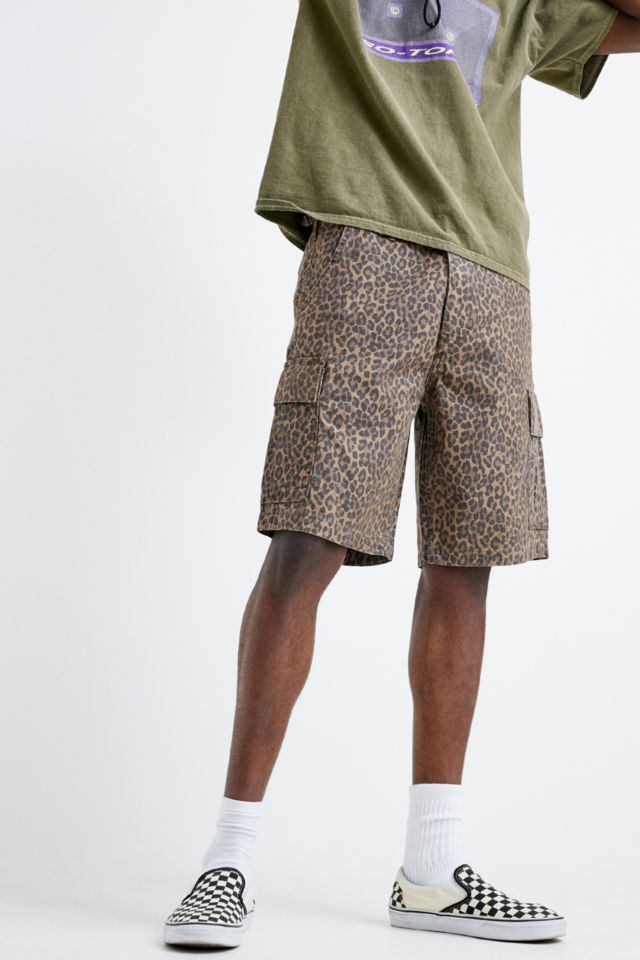 Levi's Hi-Ball Leopard Print Cargo Shorts | Urban Outfitters UK