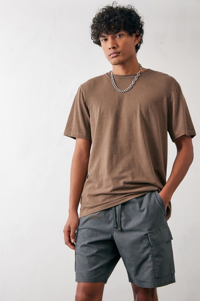 Levi's Black Surplus Cargo Shorts | Urban Outfitters UK