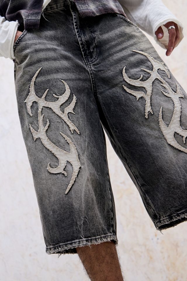 BDG Neo Skate Shorts mit Applikation #1