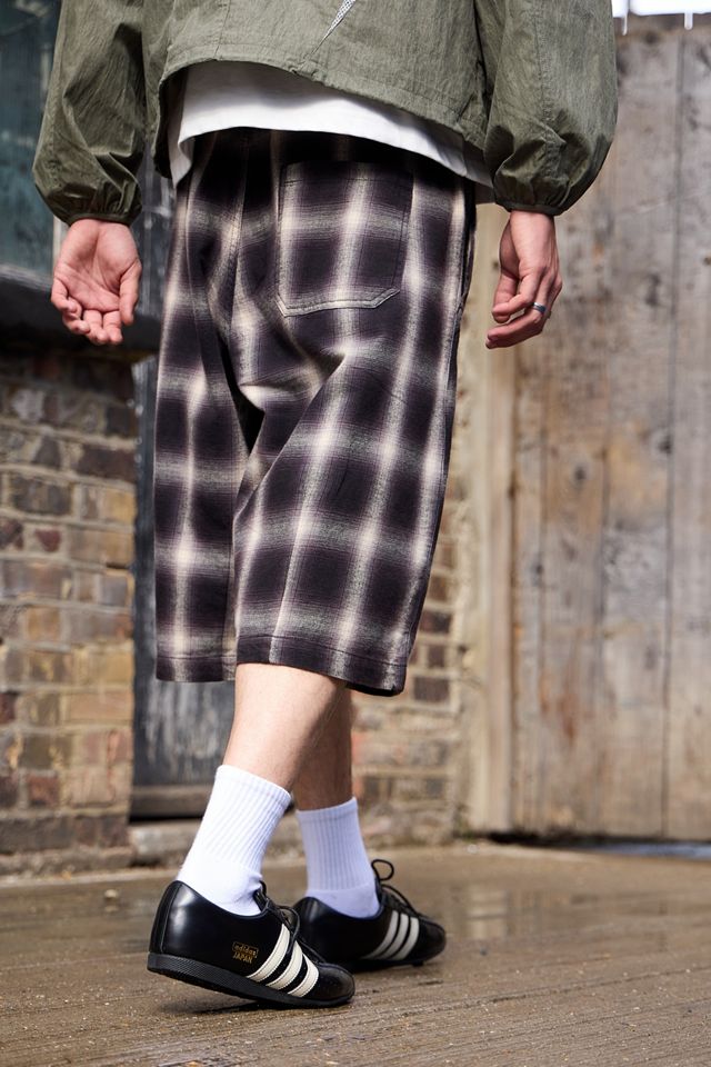 Short Bobbi Shadow Check BDG #3
