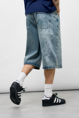 Pantaloncini sportivi da uomo e shorts da palestra. IT