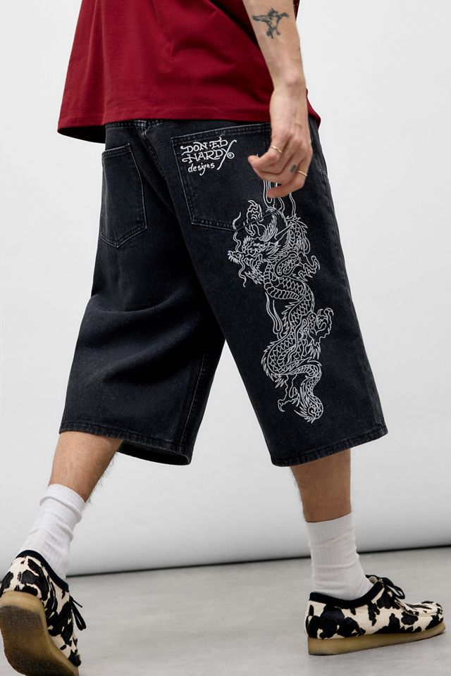 Shorts Negros Ed Hardy UO Exclusive con Dragón en la Rodilla Doble #1