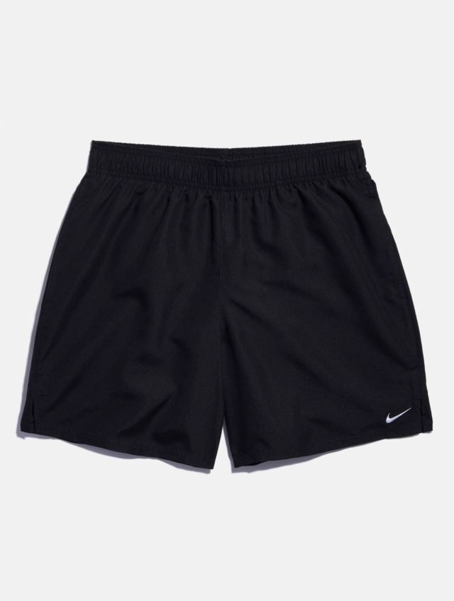 Portal También Ordenador portátil Nike Solid Black Swim Shorts | Urban Outfitters ES