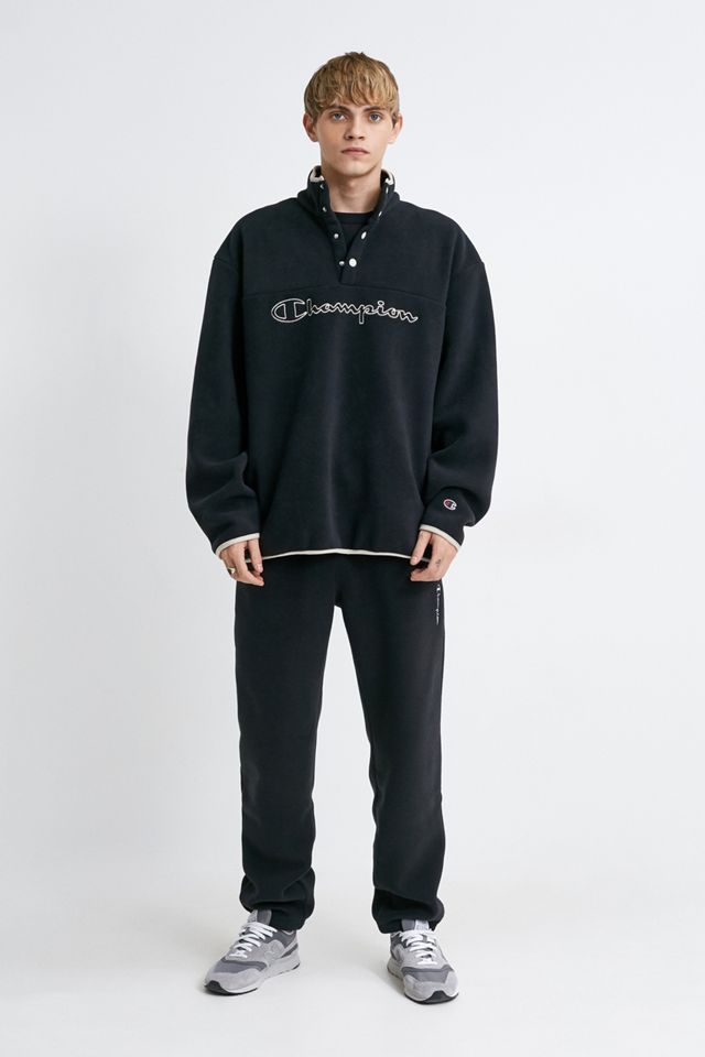 Champion – Pullover in Schwarz aus Polar-Fleece, exklusiv bei Urban Outfitters #2