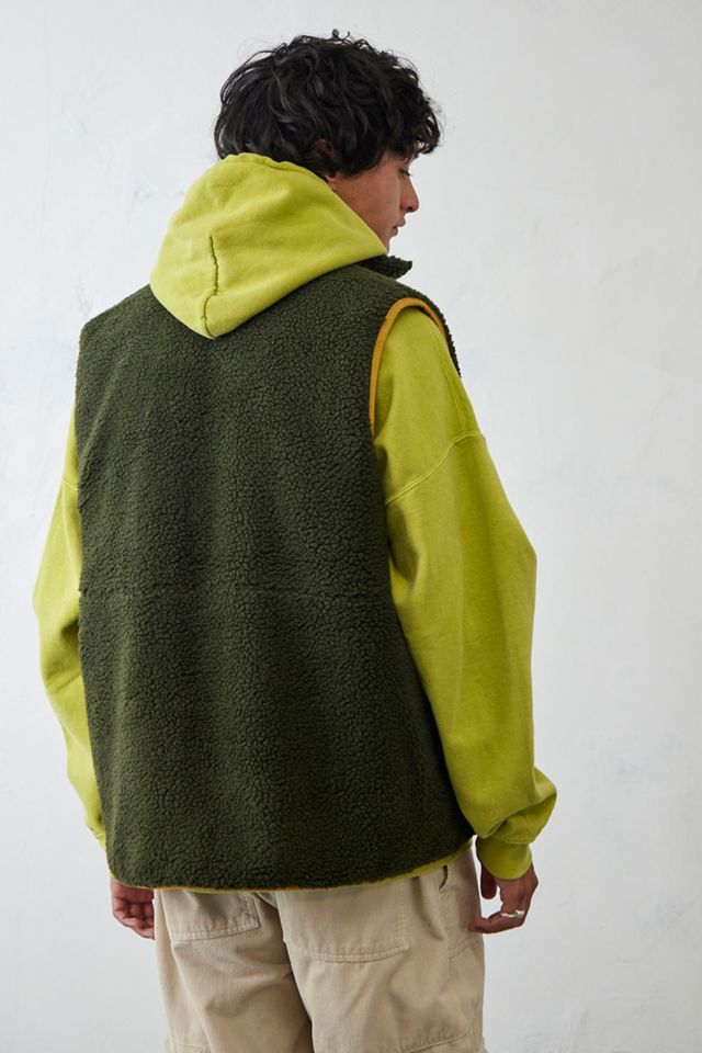 UO Nomad Green Reversible Fleece Gilet #4