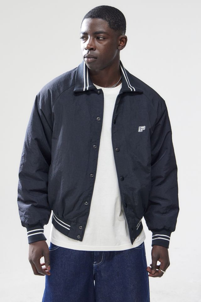 iets frans. Marine Coach Jacke Urban Outfitters DE