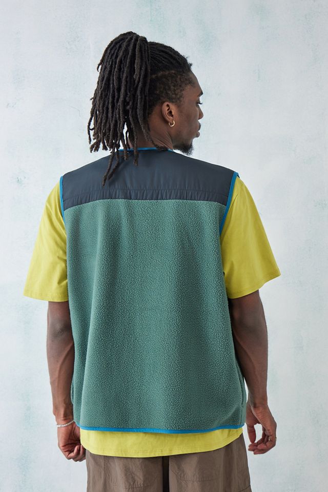 KAVU – Fleece-Weste „Tennastay“ in Grün #3