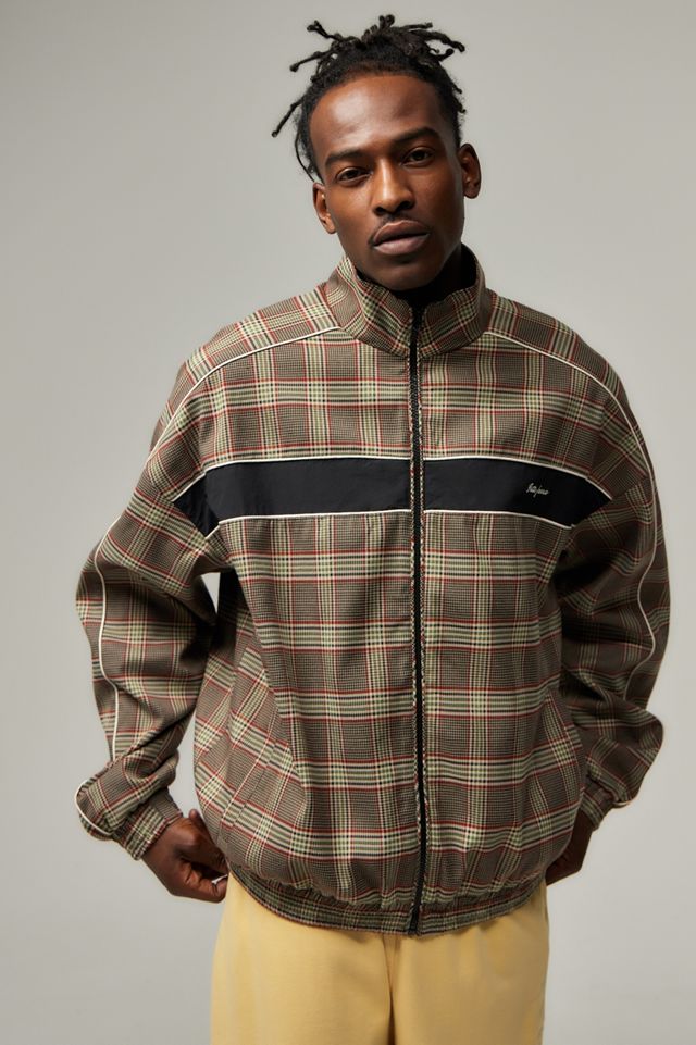 iets frans... Check Track Top #1