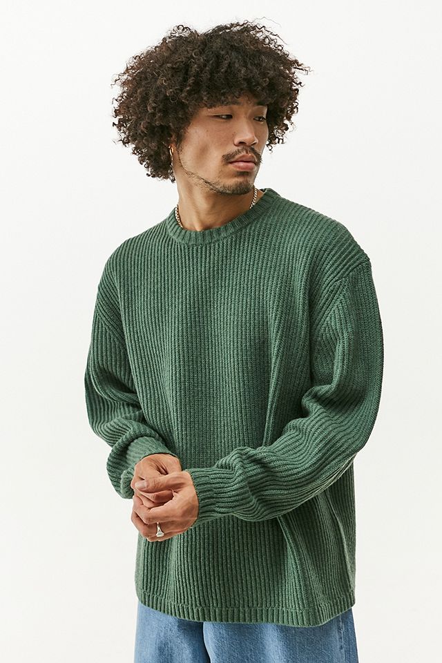 Levi's Pine Needle Battery Crew Neck Sweatshirt | Urban Outfitters UK