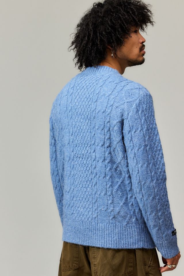 Pull en maille torsadée bleu moelleux BDG #3
