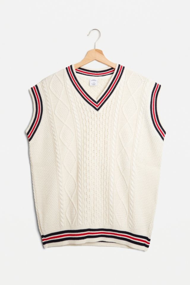 UO Men’s V-Neck Cricket Vest | Urban Outfitters UK