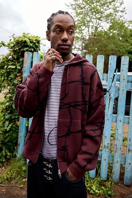 Sweat à capuche UO noir et bordeaux à motif épine