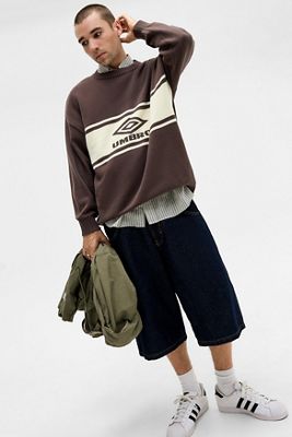 Umbro UO Exklusiver brauner Logo-Strickpullover