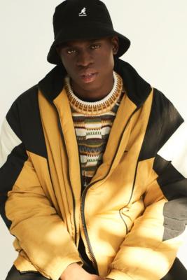 iets frans yellow coat