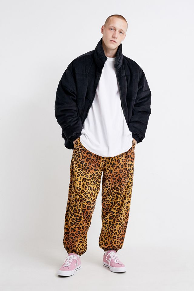 UO - Doudoune en velours côtelé couleur bronze #2