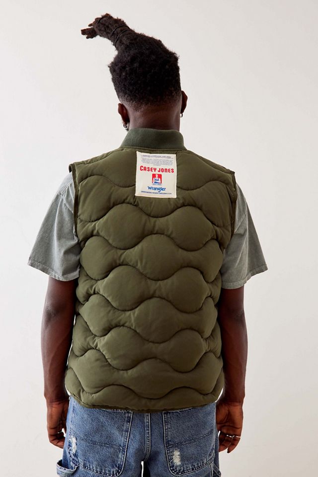 あむろ様Wrangler　CASEY JONES QUILTED VEST Wrangler Green Casey Quilted Gilet | Urban Outfitters UK