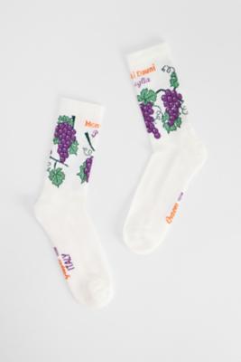 UO Grapes Socks - White at - Urban Outfitters - Modalova