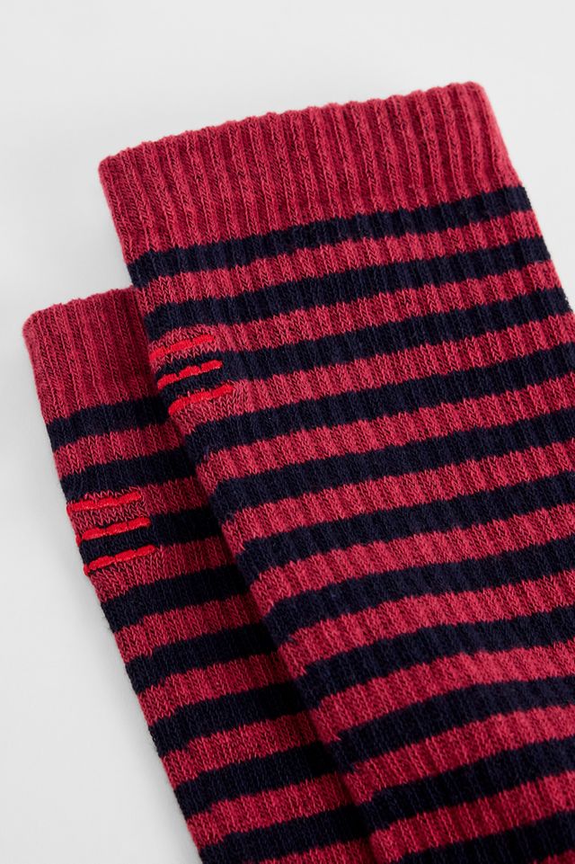 UO Rot Gestreifte Grunge Socken #1