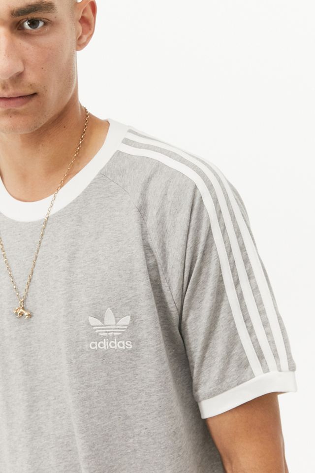 adidas - T-shirt gris basique à 3 bandes  #2