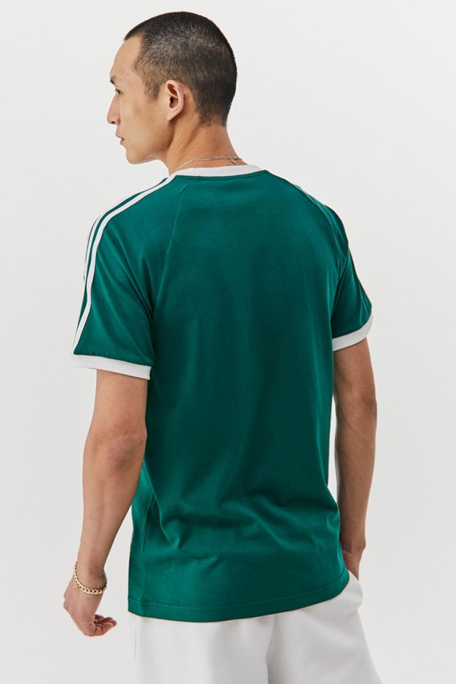 adidas – College-T-Shirt „Adicolor Classics“ in Grün mit 3 Streifen #2