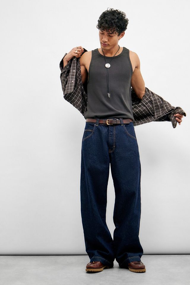 BDG Recyceltes schwarzes geripptes Tanktop #1