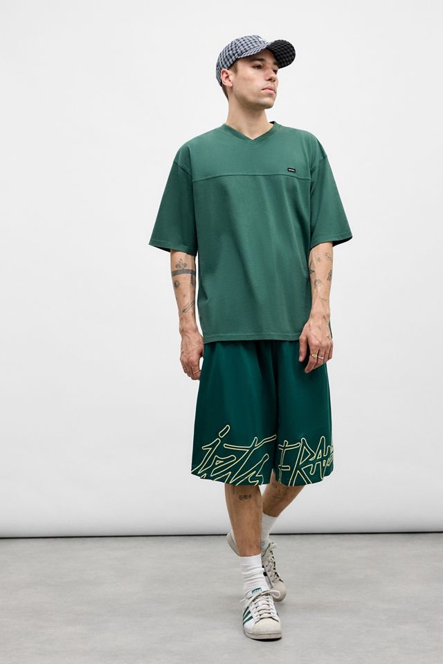 iets frans... T-shirt verde con scollo a V
 #1