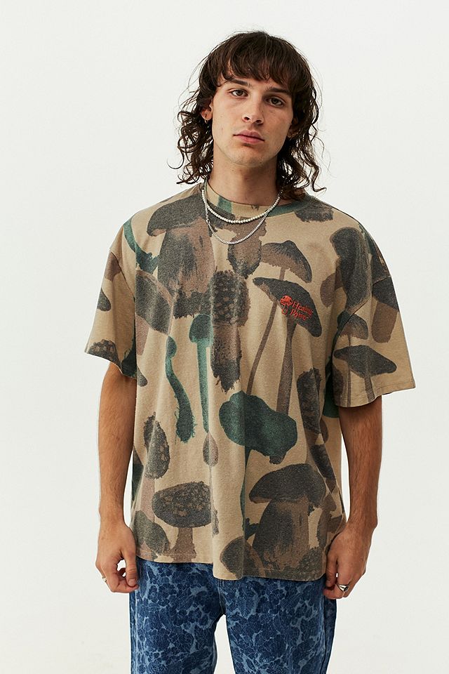UO Recycled Mushroom T-Shirt | Urban Outfitters UK