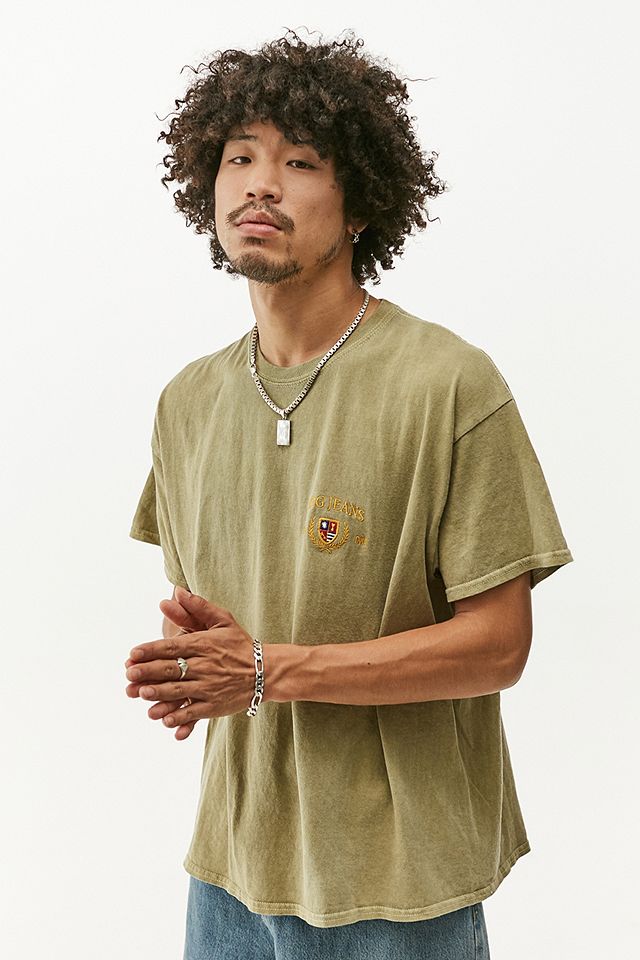 BDG Khaki Embroidered Crest T-Shirt | Urban Outfitters UK