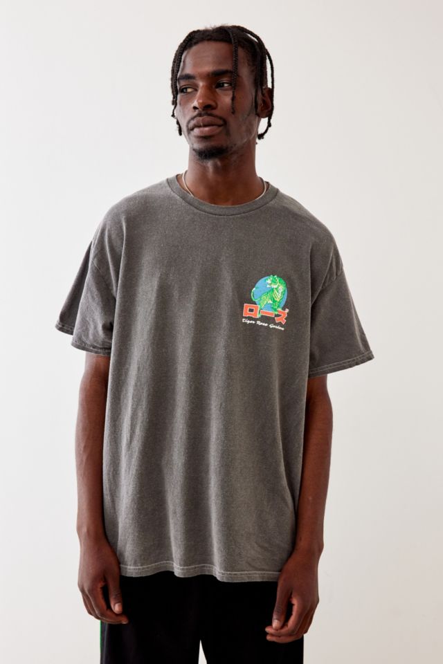 UO Tiger Rose Gardens T-Shirt | Urban Outfitters UK