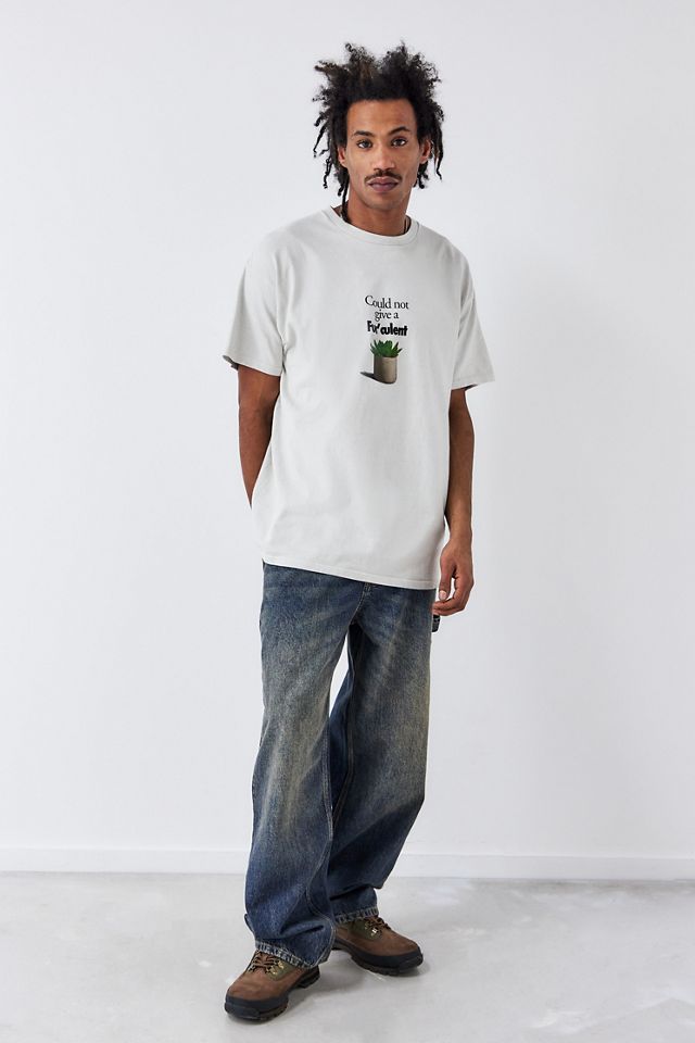 UO – T-Shirt „Give A Fucculent“ in Ecru #2