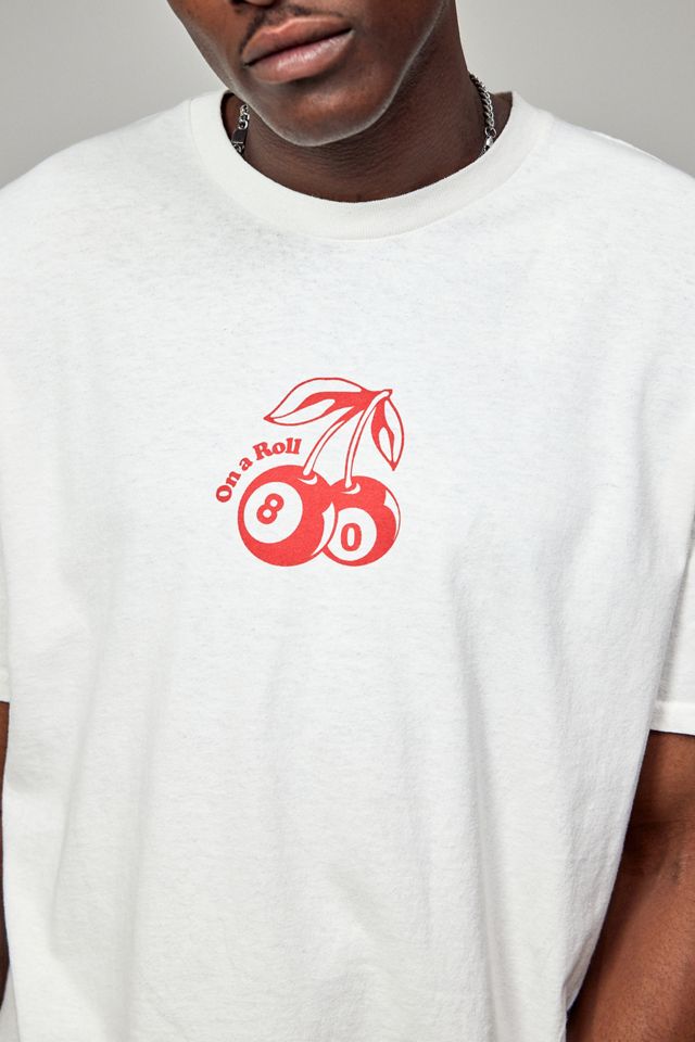 UO Camiseta Blanca con Cerezas #1