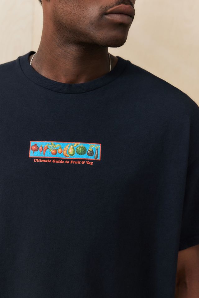 Camiseta UO Black Fruit & Veg #1