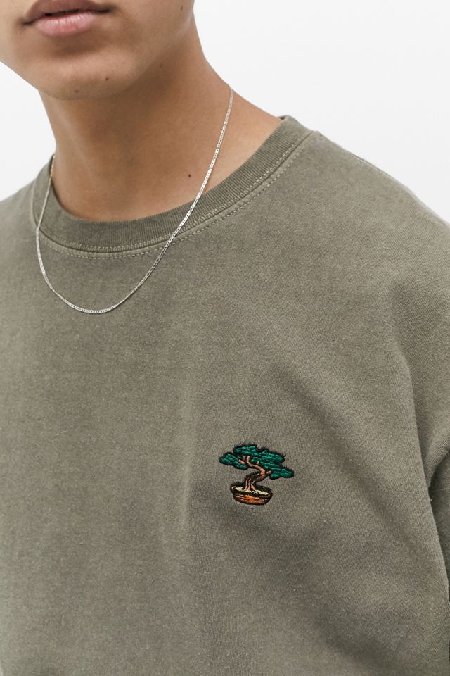Camiseta sobreestichada de UO Tree #2