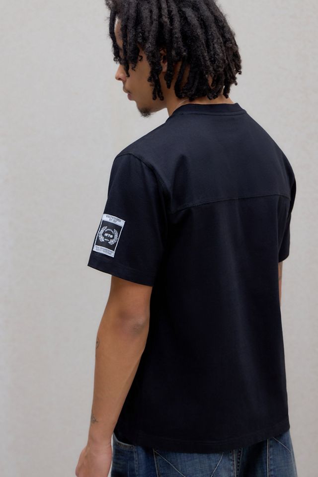 iets frans... Black 17 Short Sleeve T-Shirt #3