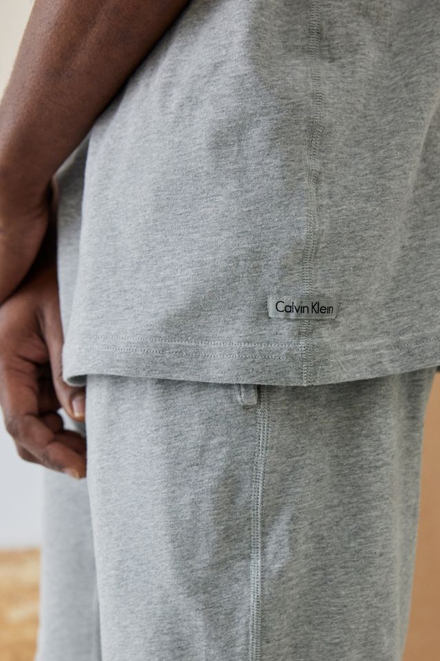 Calvin Klein - Ensemble avec short et t-shirt à manches courtes gris #4