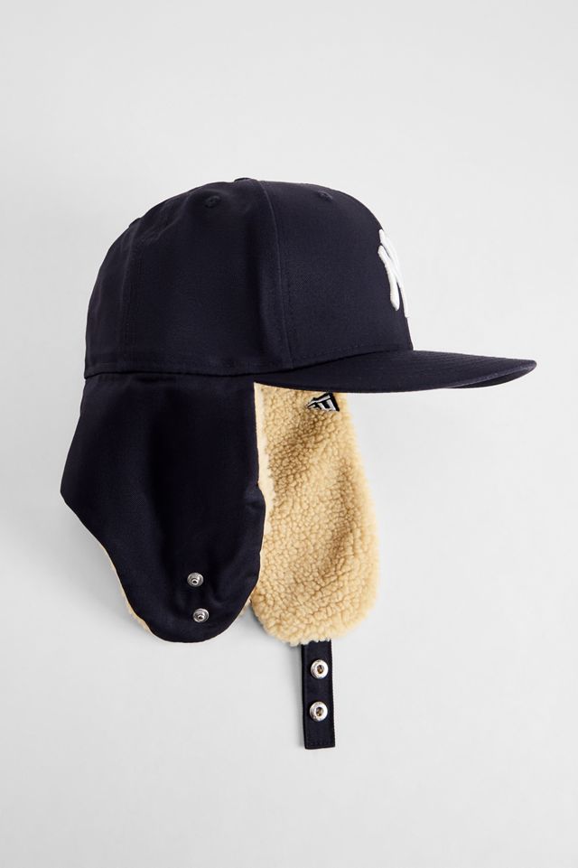 New Era UO Exclusive Navy NY Yankees Borg Dog Ear Cap #1