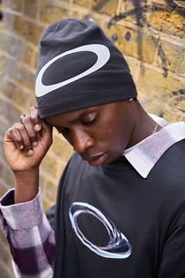 Bonnet crâne noir Oakley