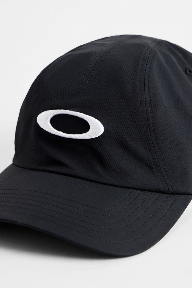 Oakley UO Exklusive Schwarze Tech-Kappe #2