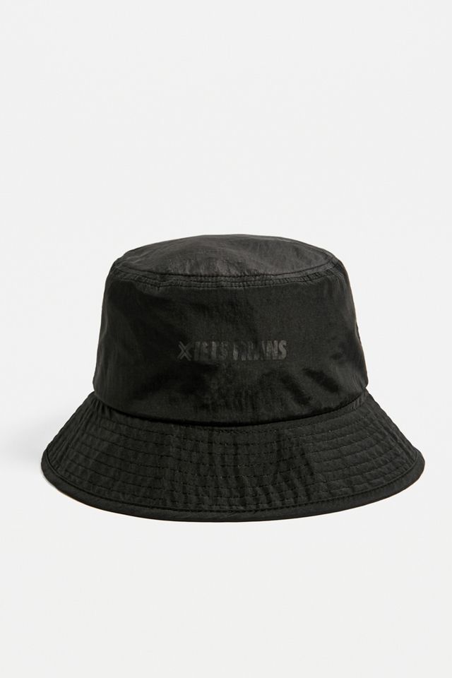 iets frans... - Bob en nylon noir #2