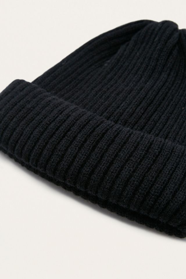 UO Black Ribbed Beanie #2