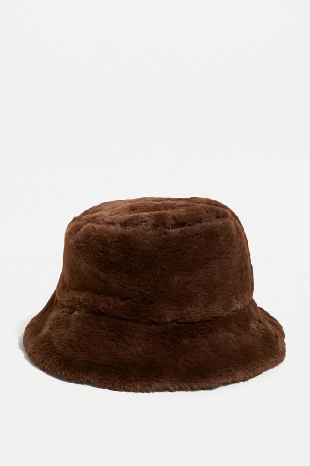 UO - Bob en fausse fourrure marron #2