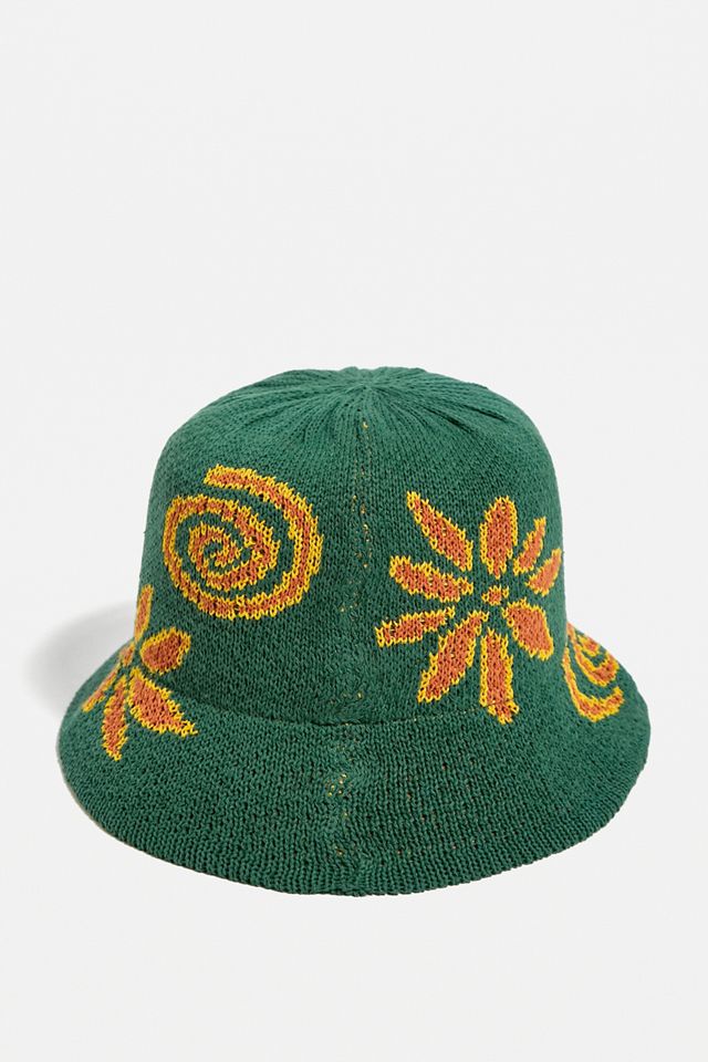 UO Knitted Flower Surf Bucket Hat #3